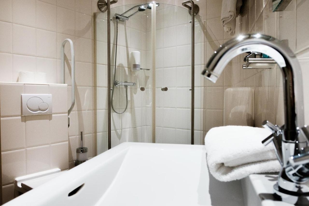 Hotel Downtown Antwerpen Bagian luar foto